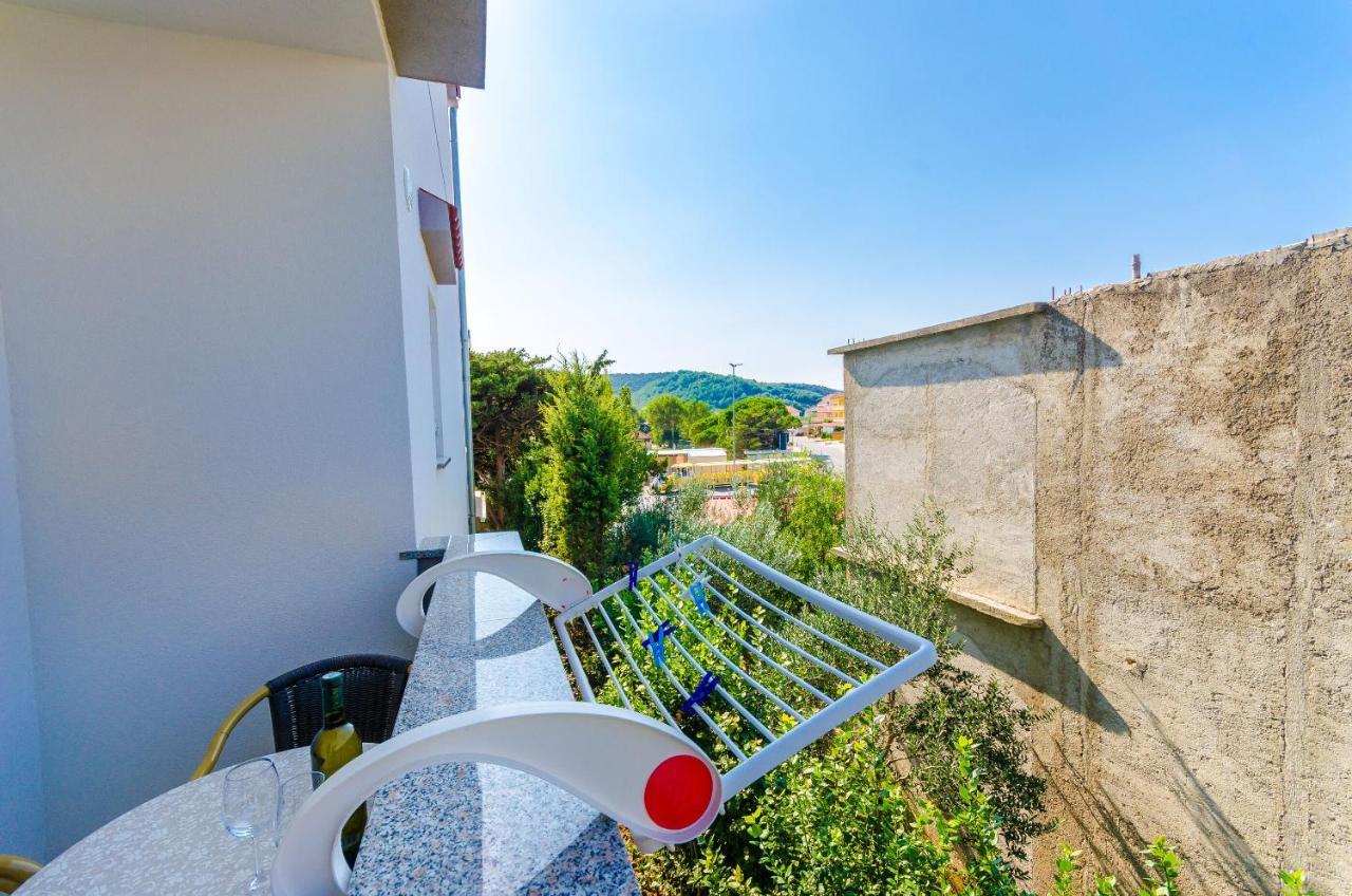 Apartments Ruza-Rajska Beach Lopar Exterior foto
